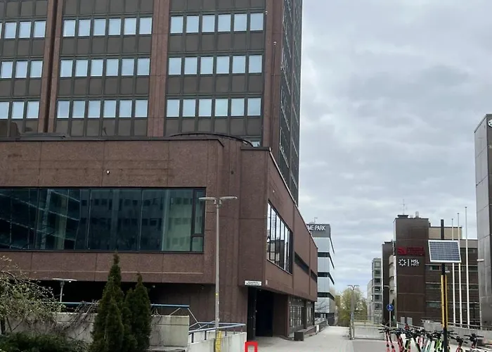 Office House Services 663 *